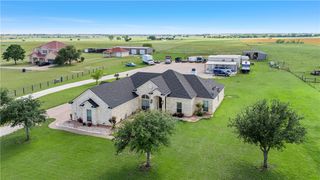 3243 N Lone Star Parkway, Mcgregor, TX 76657