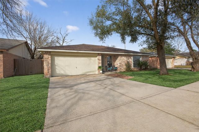 9802 Appleridge Drive, Houston, TX 77070