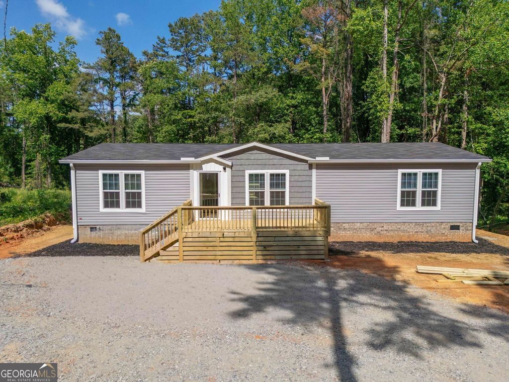 734 Hollywood Church Road, Clarkesville, GA 30523