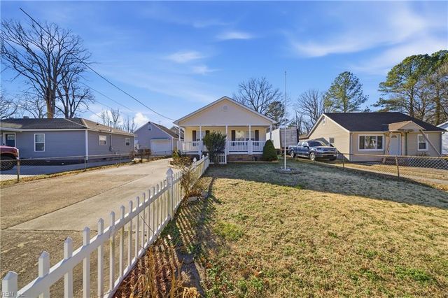 2209 Tennessee DR, Chesapeake, VA 23323