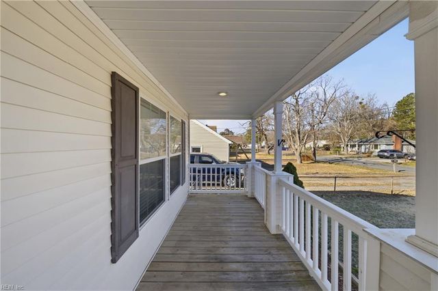 2209 Tennessee DR, Chesapeake, VA 23323