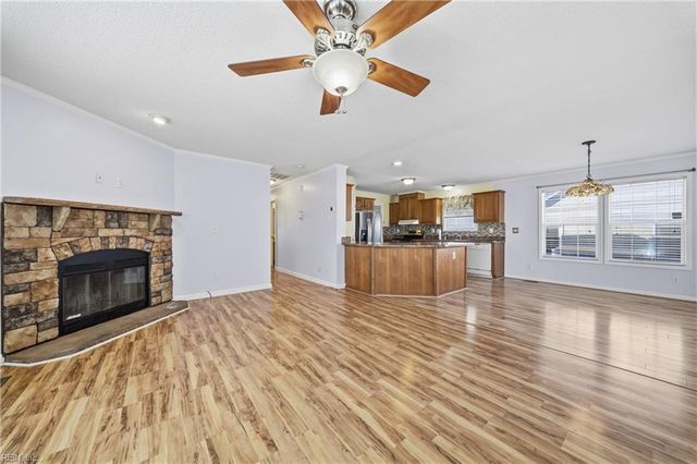 2209 Tennessee DR, Chesapeake, VA 23323