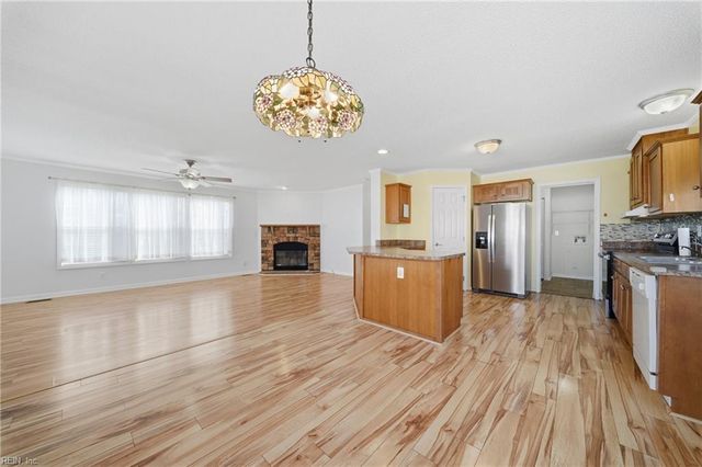 2209 Tennessee DR, Chesapeake, VA 23323