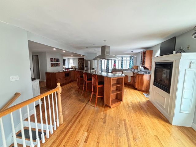 87 Juniper Drive, Goffstown, NH 03045