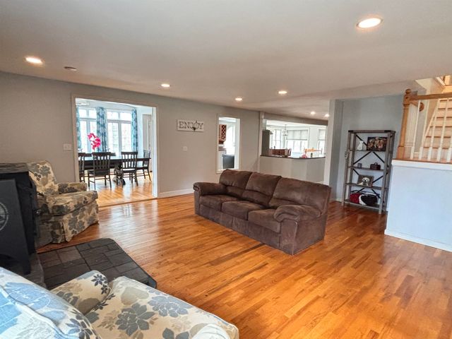 87 Juniper Drive, Goffstown, NH 03045