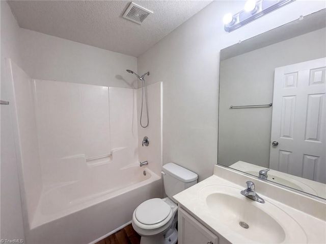 6008 White Chapel Way, Greensboro, NC 27405