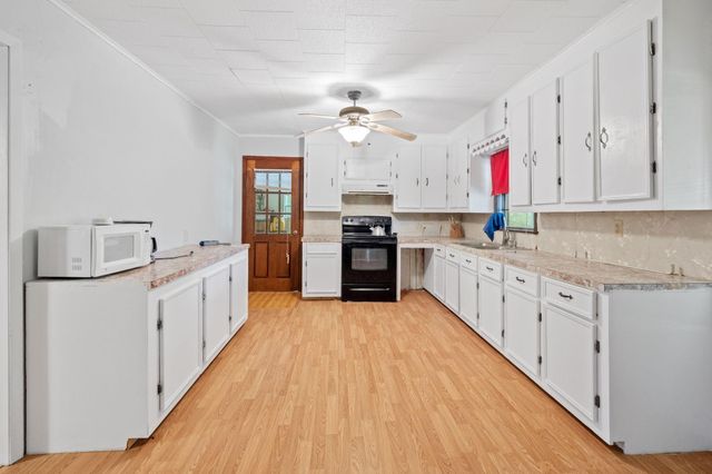 523 Atwood Daniels Rd, Ragley, LA 70657