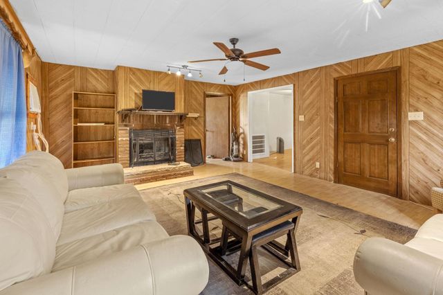 523 Atwood Daniels Rd, Ragley, LA 70657