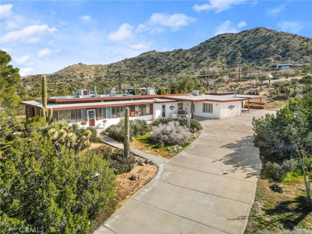 55689 Highland, Yucca Valley, CA 92284