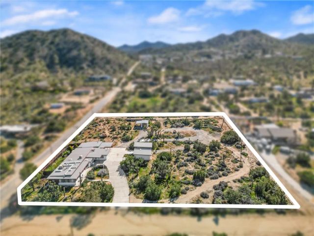 55689 Highland, Yucca Valley, CA 92284