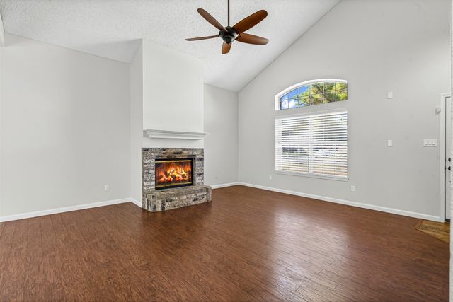 2810 Monthaven Drive, Arlington, TX 76001
