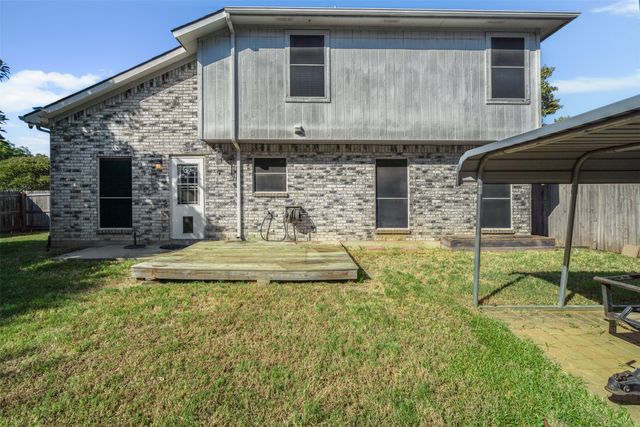 2810 Monthaven Drive, Arlington, TX 76001