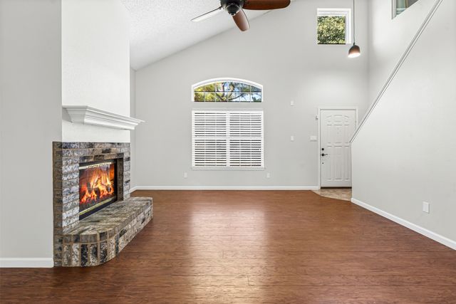 2810 Monthaven Drive, Arlington, TX 76001