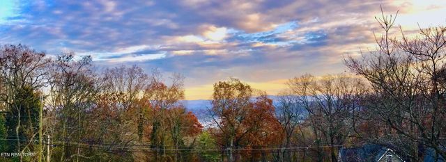 2917 Brabson Drive, Knoxville, TN 37918