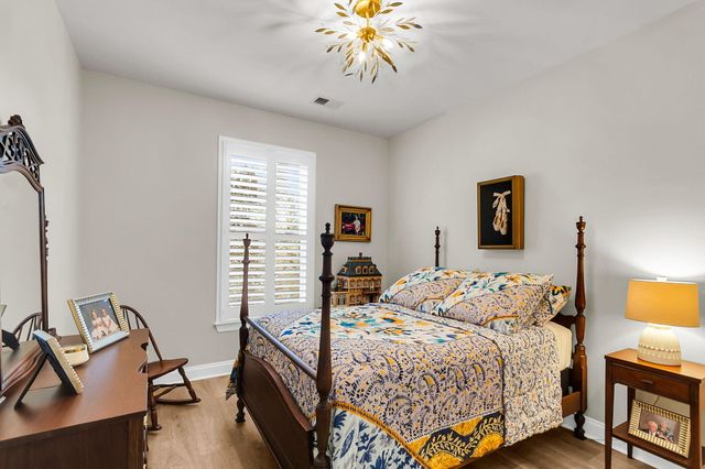 2244 Ashley Crossing Drive 115, Charleston, SC 29414