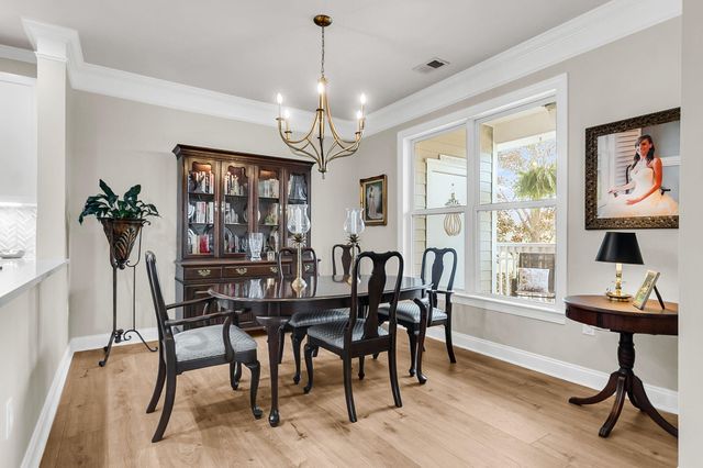 2244 Ashley Crossing Drive 115, Charleston, SC 29414