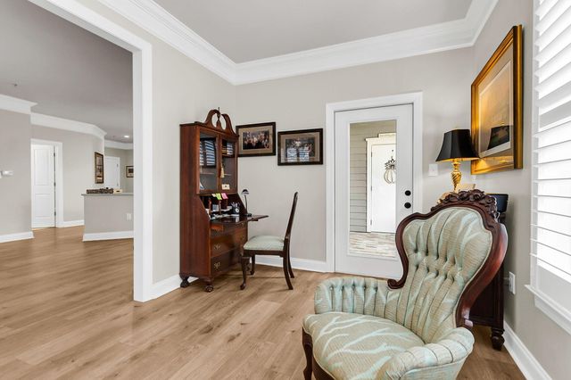 2244 Ashley Crossing Drive 115, Charleston, SC 29414