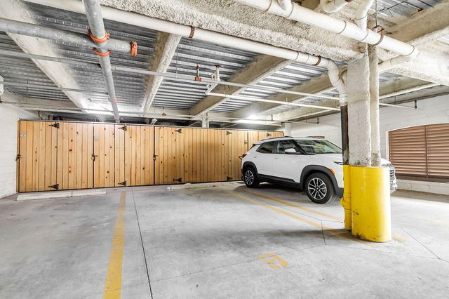 2244 Ashley Crossing Drive 115, Charleston, SC 29414