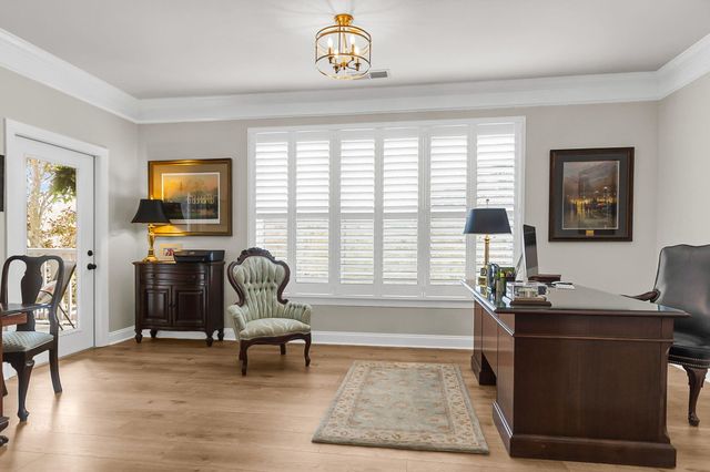 2244 Ashley Crossing Drive 115, Charleston, SC 29414