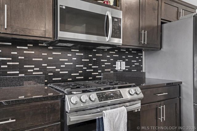 7209 S Hemlock Avenue, Broken Arrow, OK 74011