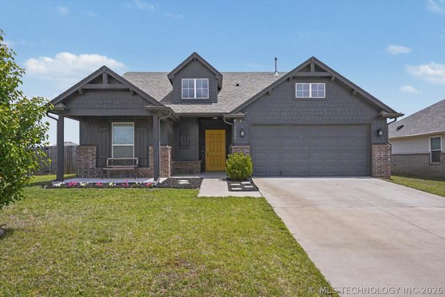 7209 S Hemlock Avenue, Broken Arrow, OK 74011