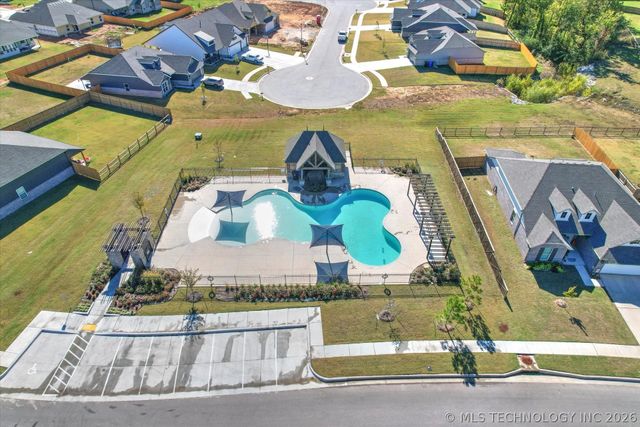 7209 S Hemlock Avenue, Broken Arrow, OK 74011