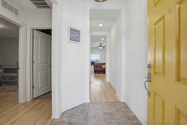 7209 S Hemlock Avenue, Broken Arrow, OK 74011