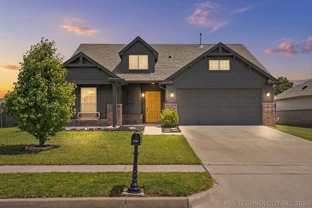 7209 S Hemlock Avenue, Broken Arrow, OK 74011