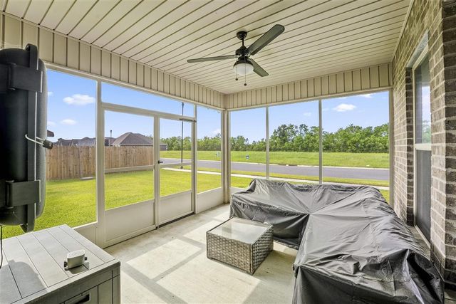 4500 Green Wood Way, Lake Charles, LA 70607