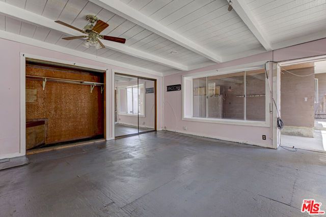 2401 E Glenoaks Boulevard, Glendale, CA 91206