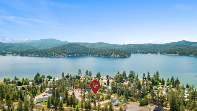 39980 Lake Summit Dr, Loon Lake, WA 99148