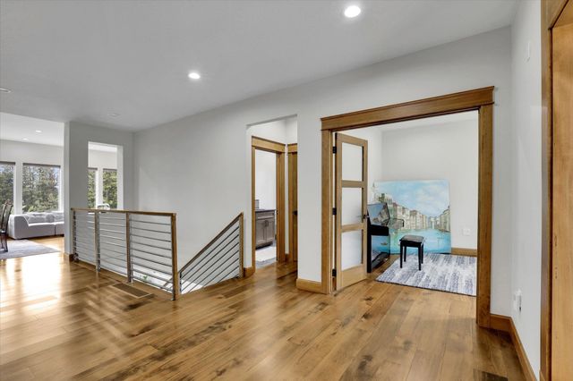 39980 Lake Summit Dr, Loon Lake, WA 99148