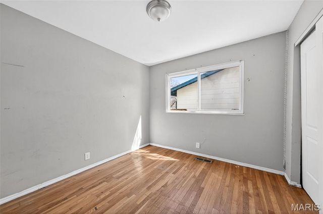 3027 Westminster Drive, Florissant, MO 63033