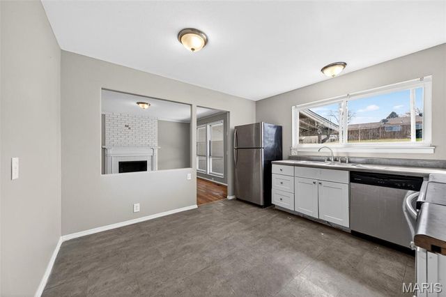 3027 Westminster Drive, Florissant, MO 63033