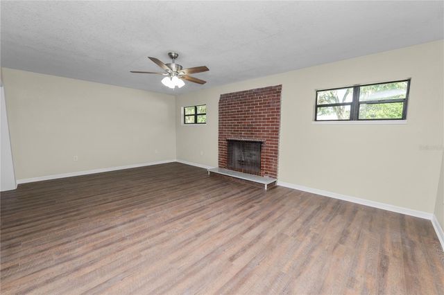1112 N PENNSYLVANIA AVENUE, Plant City, FL 33563