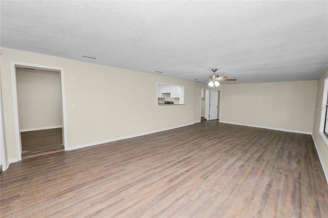 1112 N PENNSYLVANIA AVENUE, Plant City, FL 33563