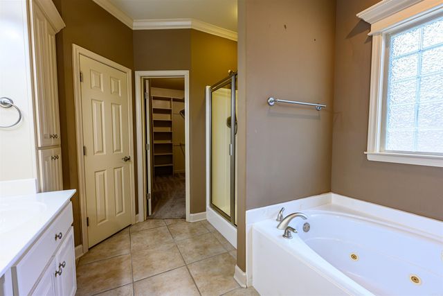 7051 E Ridge Drive, Sherwood, AR 72120