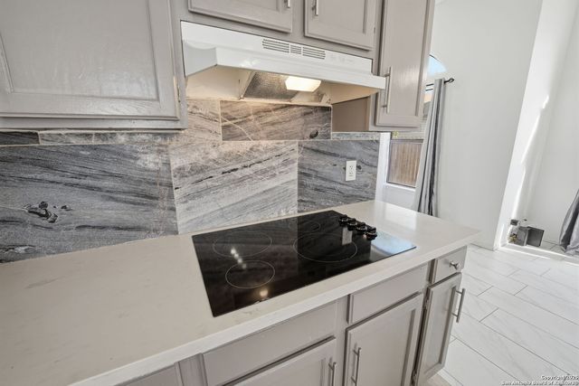 6304 Village Arbor, San Antonio, TX 78250