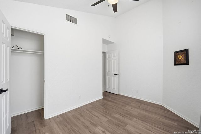 6304 Village Arbor, San Antonio, TX 78250