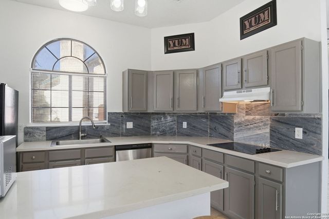 6304 Village Arbor, San Antonio, TX 78250