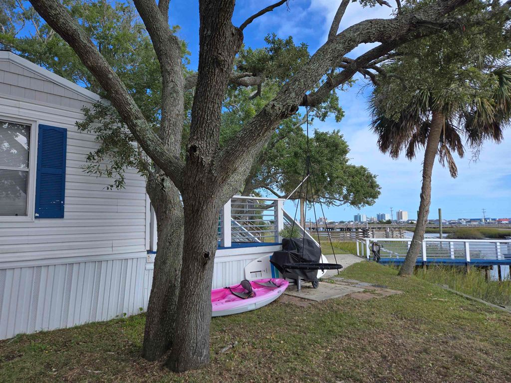 337 Yucca Circle, Garden City Beach, SC 29576 — photo 5