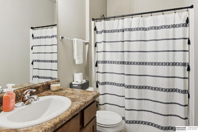 21052 Monroe Street, Elkhorn, NE 68022