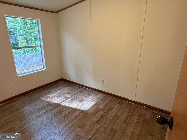 6 Skyland Drive W, Locust Grove, GA 30248