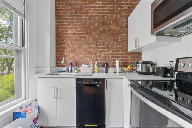 407A Broadway, Cambridge, MA 02138
