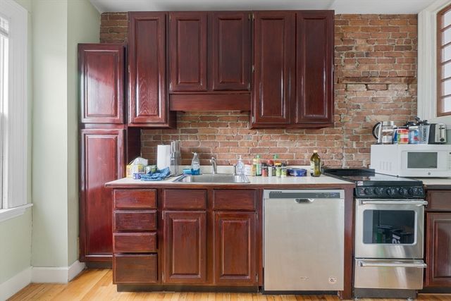 407A Broadway, Cambridge, MA 02138