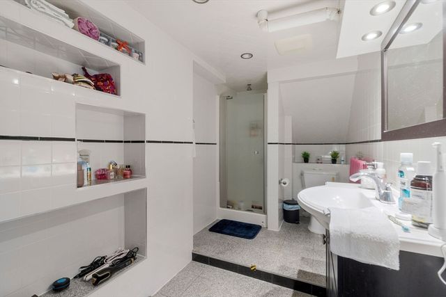 407A Broadway, Cambridge, MA 02138