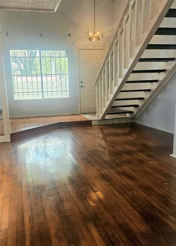 6803 Greenway Chase Street 6803, Houston, TX 77072