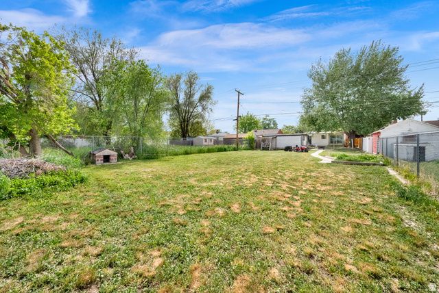 4635 S BOX ELDER ST, Murray, UT 84107