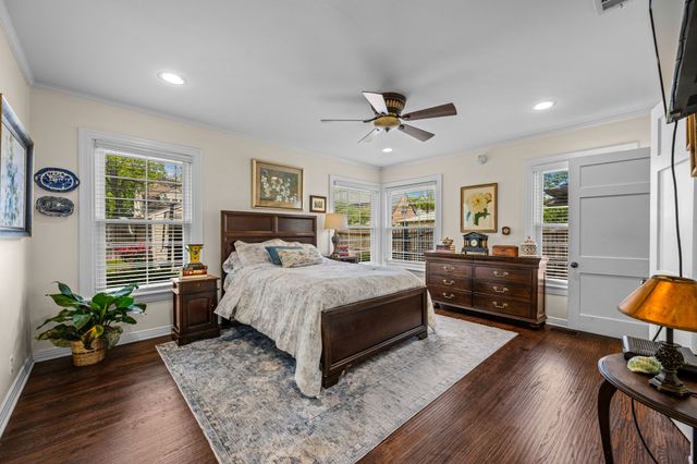 2922 Lovers Lane, University Park, TX 75225