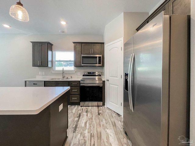 5180 Burlington Ave, Pensacola, FL 32505